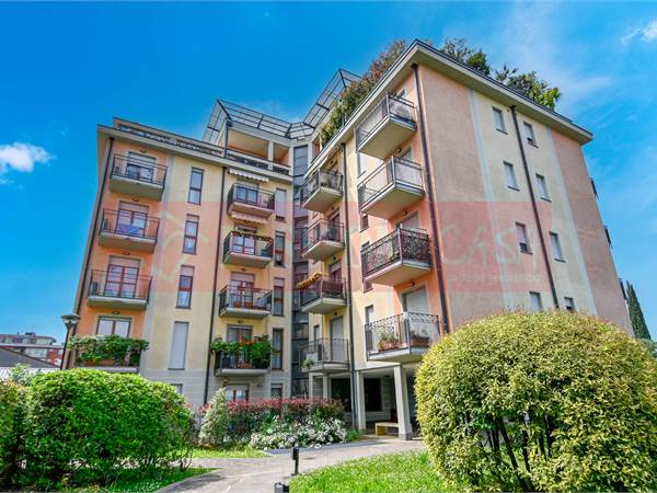 SERIATE TRILOCALE CON CANTINA E BOX