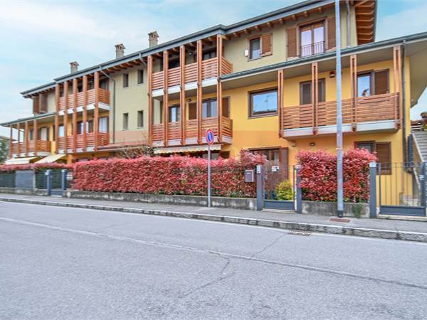 SERIATE AMPIO BILOCALE CON BOX CLASSE B 