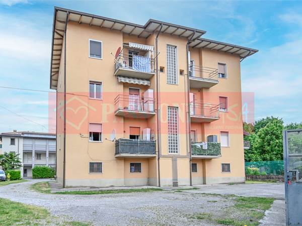 TRILOCALE CON CANTINA E BOX TERMOAUTONOMO